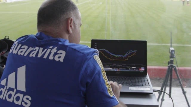 Flamengo monitora jogadores em tempo real com nova tecnologia usada em treinos