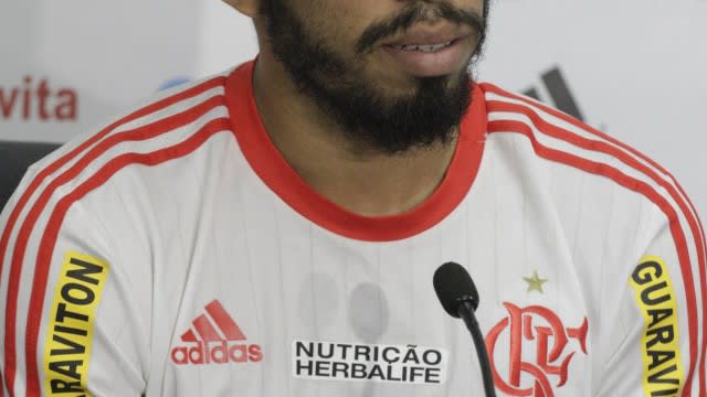 Wallace é poupado no Flamengo, mas será relacionado para encarar o Palmeiras