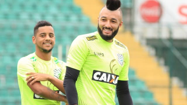 Flamengo aumenta lista de alvos com Alex Muralha e Bruno, mas preços assustam