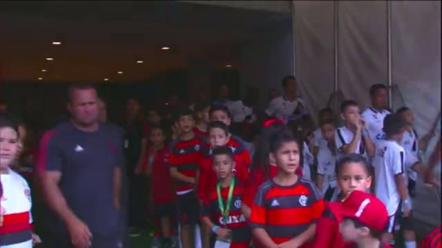 Em meio a críticas até de Zico, Flamengo se desculpa com crianças de Manaus