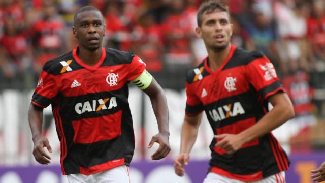 Léo Duarte se firma na titularidade do Flamengo em um não sem lesões