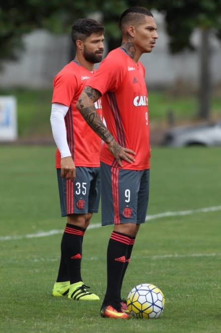 Guerrero treina e volta ao Flamengo; Damião fica fora e Diego deve ser poupado