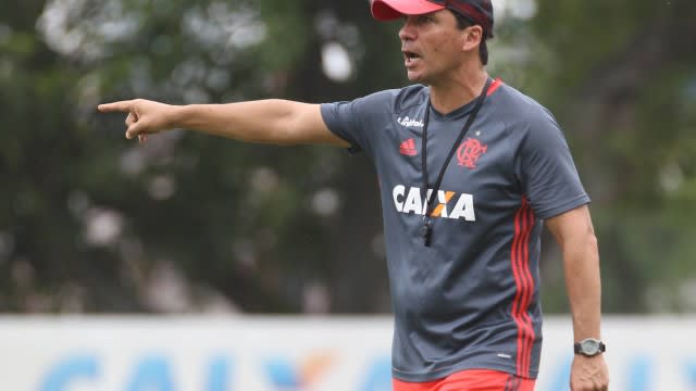 Zé Ricardo assinará novo contrato com Flamengo ao fim do Brasileiro