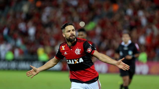 Goleada sobre a Chape empolga Diego, do Flamengo: ‘A equipe está pronta para vencer’