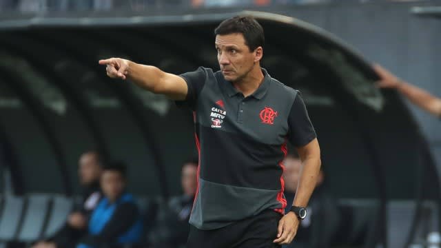 Após empate, Zé Ricardo acredita que Fla ainda pode brigar pelo título brasileiro