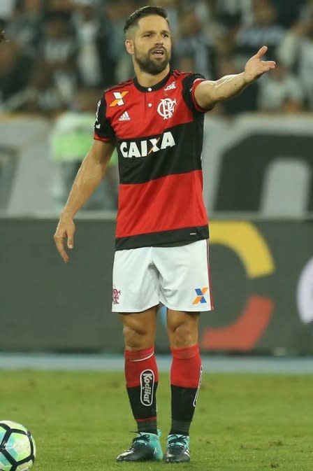 Aproveitamento do Flamengo sem Diego em 2017 é superior ao com o craque