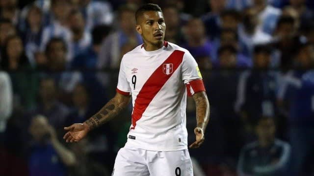 Guerrero vai apelar ao tribunal da Fifa para anular suspensão