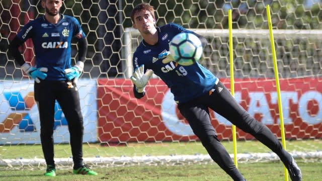 Rueda trocou Alex Roberto por jovem na Copa do Brasil e não adiantou