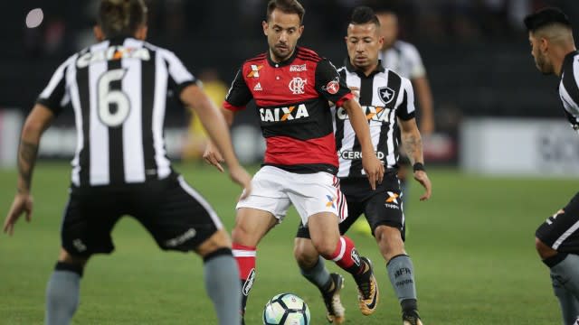 Nova parceria entre Flamengo e Botafogo pode ter o Nilton Santos como opção na Libertadores