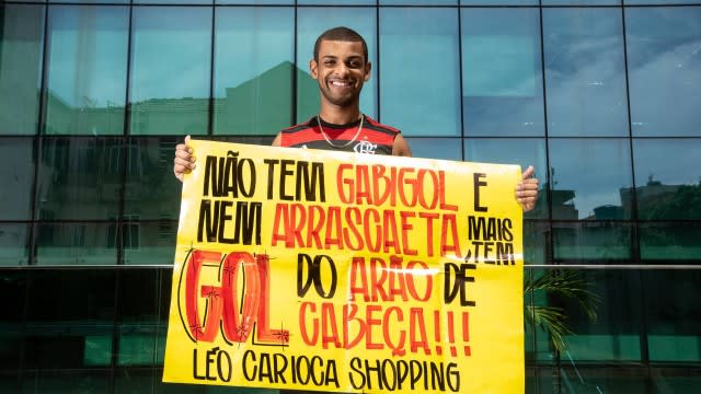 Nunca critiquei diz torcedor que profetizou o gol de Arão em cartaz