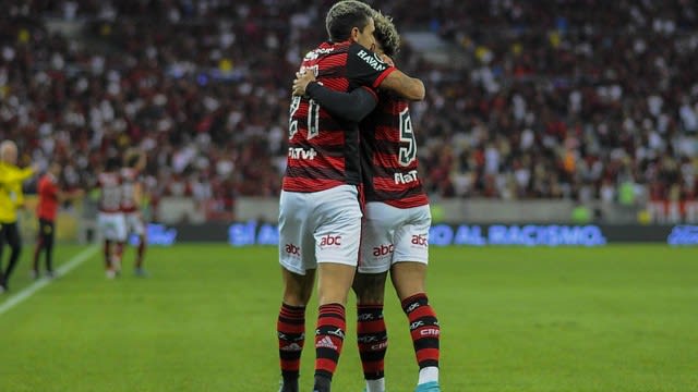 Entenda a relação entre Pedro e Gabigol no Flamengo, opostos que nem sempre se atraem