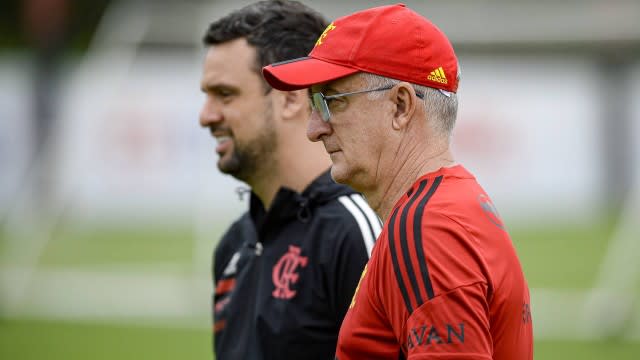 Dorival não comandará o Flamengo contra o Cuiabá e fica no Rio para treinar time titular