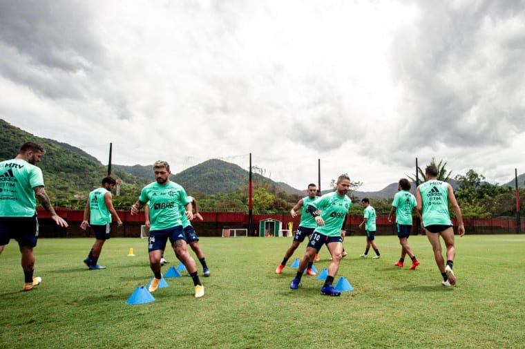 Flamengo se reapresenta e inicia preparação para duelo contra o Junior Barranquilla