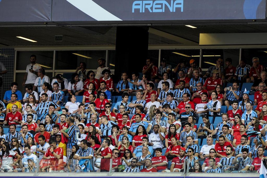 Grêmio cede 3,5 mil ingressos à torcida colorada para Gre-Nal 411