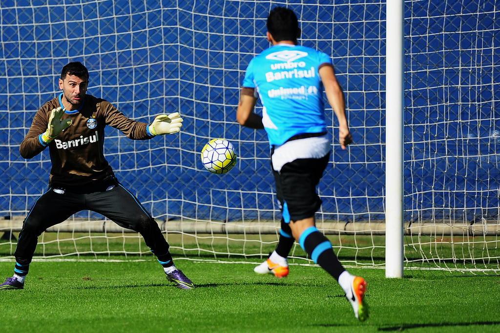 Contra o Palmeiras, Grêmio busca nova vitória fora para recuperar liderança