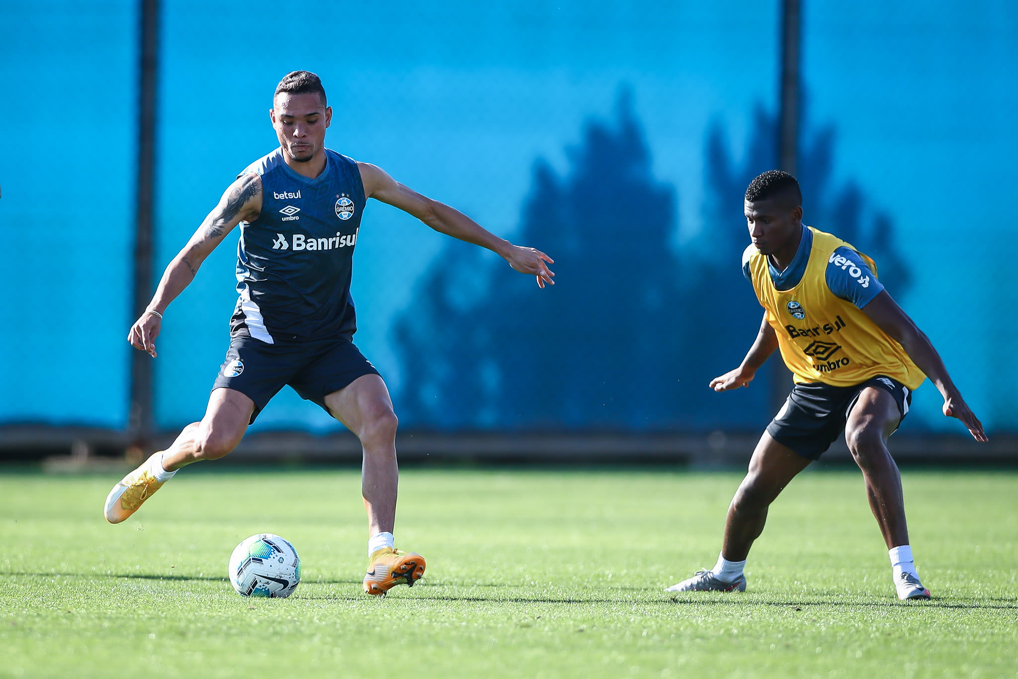 Atletas participam de treino com foco no Santos pelo Brasileirão