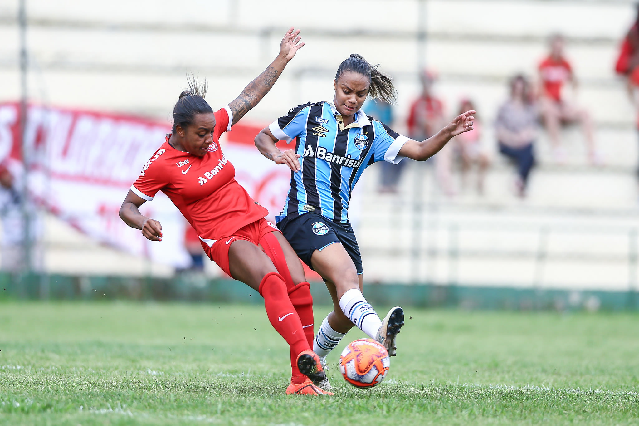 Gauchão Feminino: Grêmio e Internacional disputam a final da competição