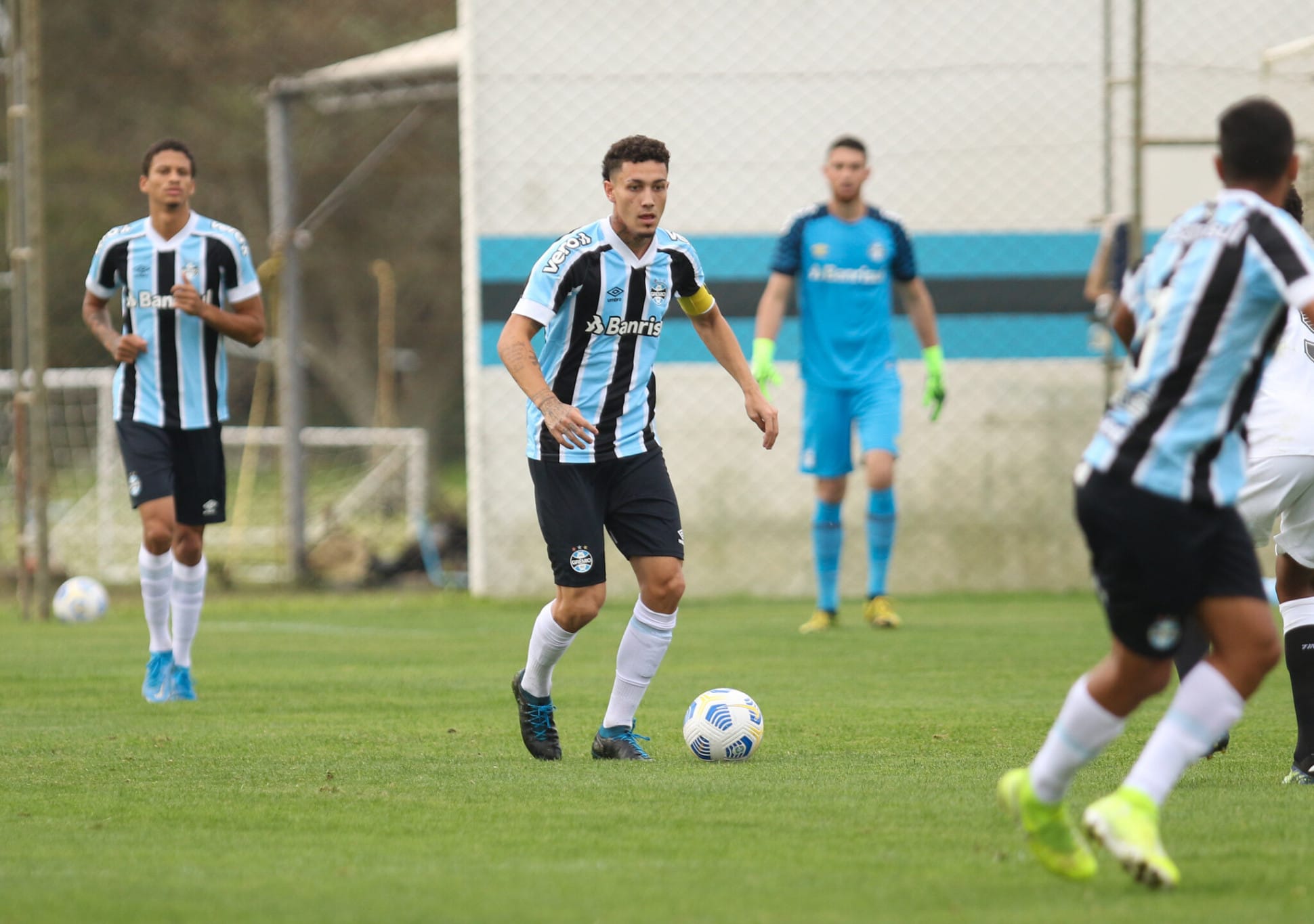 Grêmio empata em 1 a 1 com o Corinthians pelo Brasileiro de Aspirantes