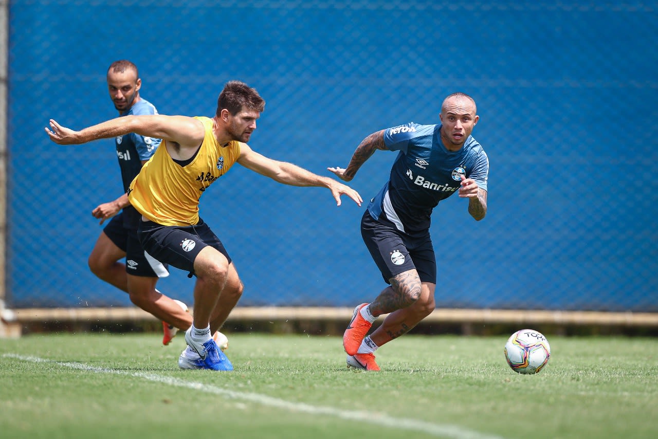 Grêmio segue trabalhos da pré-temporada com portões fechados