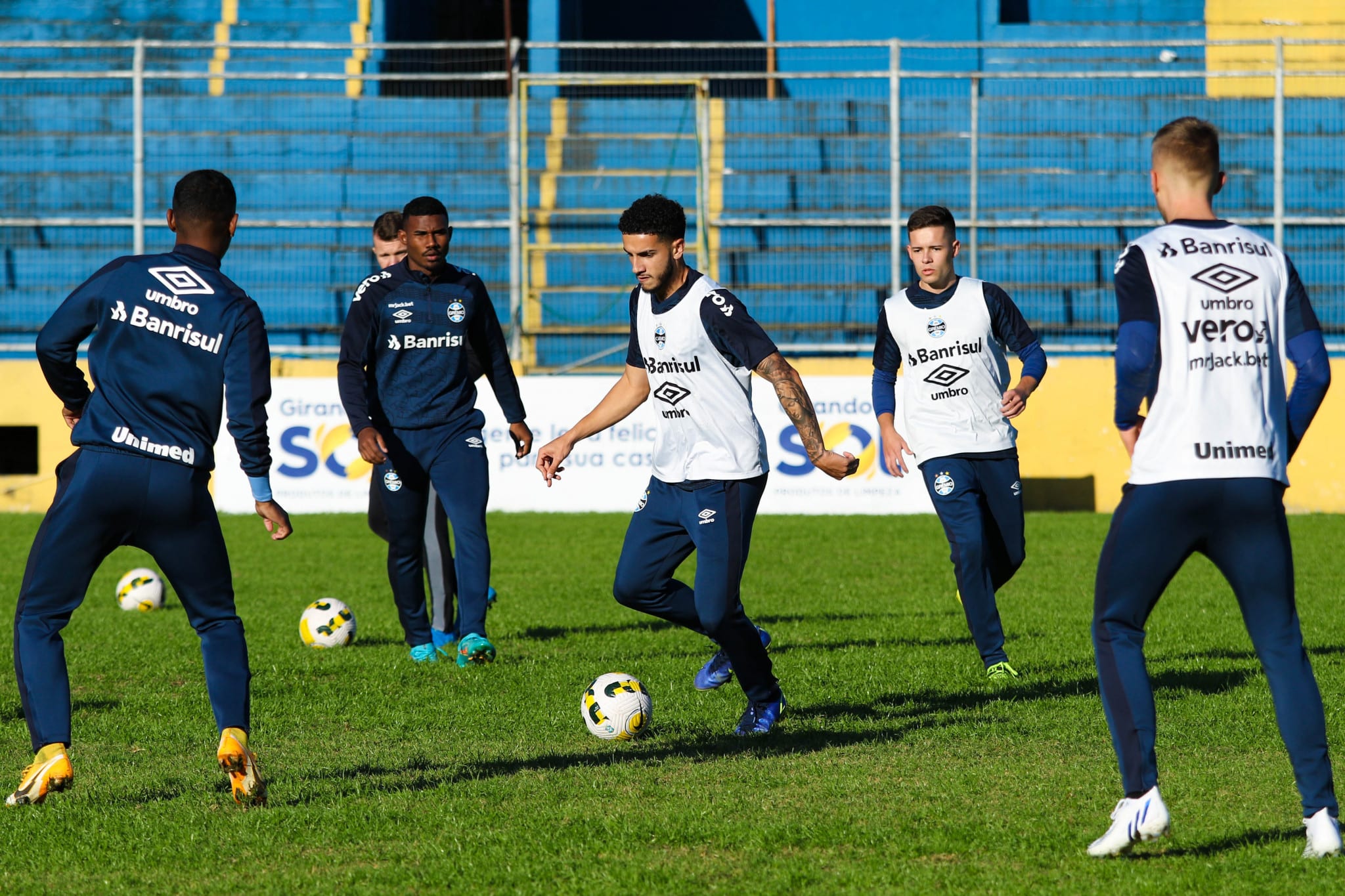 Grêmio anuncia quatro reforços para o Grupo de Transição