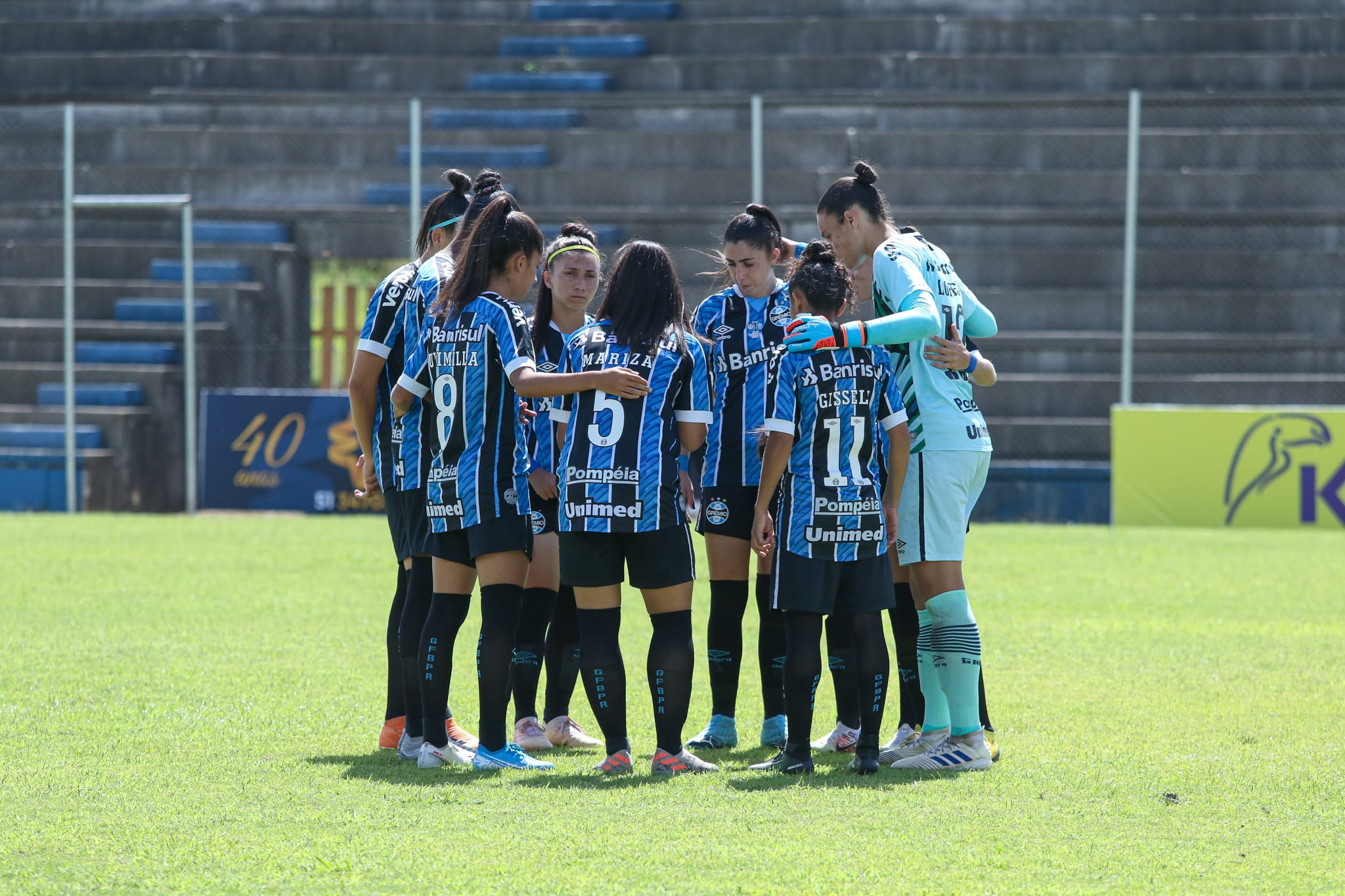 Gurias Gremistas e equipe masculina sub-16 farão jogos contra a Seleção Brasileira Feminina