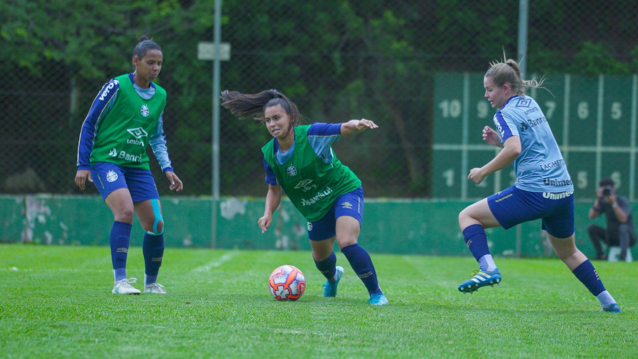 O feminino Gremista trabalha focado na decisão do Gauchão