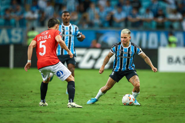 Grêmio se prepara para a estreia no Brasileirão