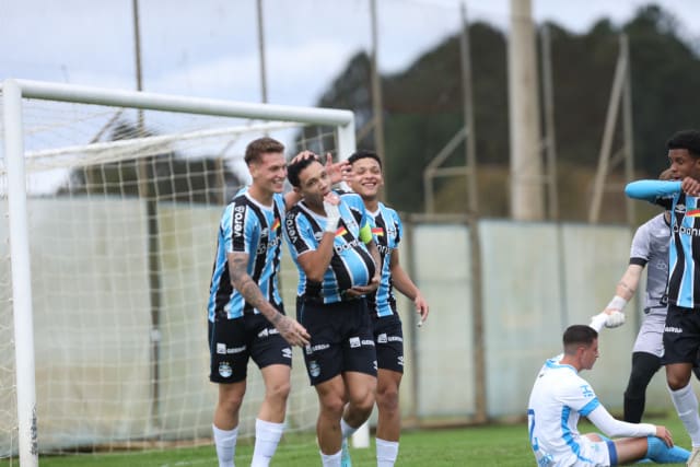 Grêmio atropela na estreia do Campeonato Gaúcho Sub-20.