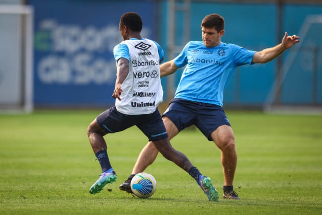 Portaluppi Coordena Estratégia de Retorno do Brasileirão após Parada por Covid-19