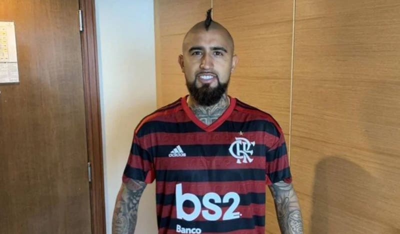 Sonho da torcida do Flamengo,  chileno Arturo Vidal deve  ficar na Inter de Milão