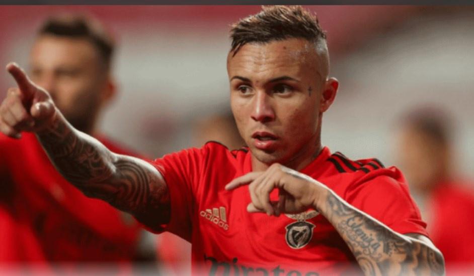 Jornalista compara possível contratação de Everton Cebolinha pelo Flamengo a Bolsonaro: “Desviar o foco”