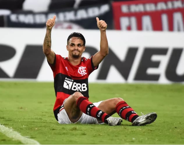 Atuações do Flamengo: Michael e Vitinho decidem para um Flamengo burocrático no Maracanã