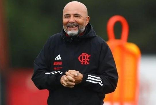 Um defensor com nome de peso: Torcida do Flamengo faz coro na web e pede contratação de peso e Sampaoli  vai morrer de alegria