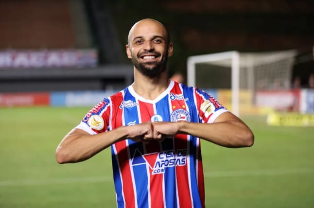 Bahia oficializa transferência de ex-Grêmio para clube da Turquia