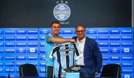 Tem condições de começar uma reação, Mancini elogia elenco do Grêmio