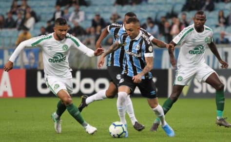 Confira os melhores momentos de Grêmio 3 x 3 Chapecoense