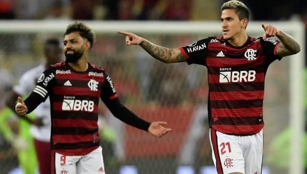 Dupla entre Gabigol e Pedro está ameaçada com Vítor Pereira? Saiba como o treinador pensa e pode utilizá-los no Flamengo