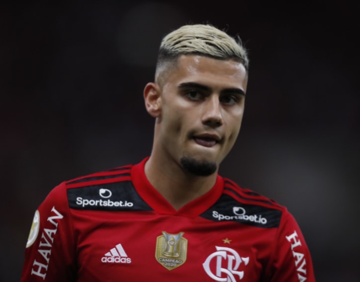 Flamengo enfrenta concorrência europeia pelo meia Andreas Pereira