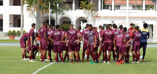 Dois jogadores do Bangu são hospitalizados após incêndio em alojamento