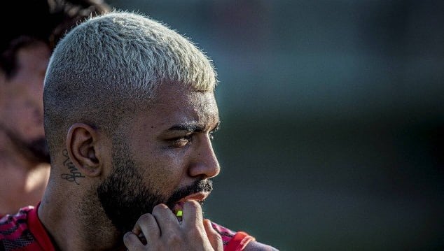 Gabigol faz acordo para evitar processo por aglomerar durante a pandemia