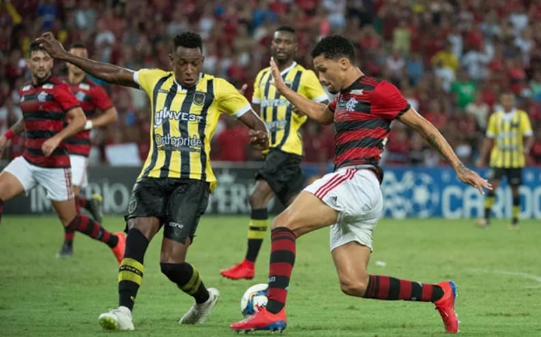 Com time alternativo em campo, Flamengo fica apenas no empate com o Volta Redonda no Maracanã