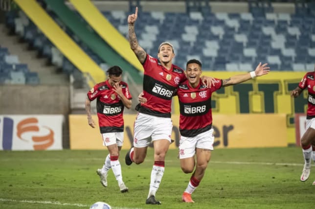 Atuações do Flamengo: João Gomes e setor defensivo fazem a diferença para vitória em Cuiabá