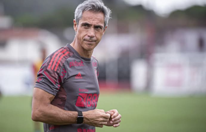 Paulo Sousa aponta deficiência de medalhão do Flamengo: Jogador muito estático