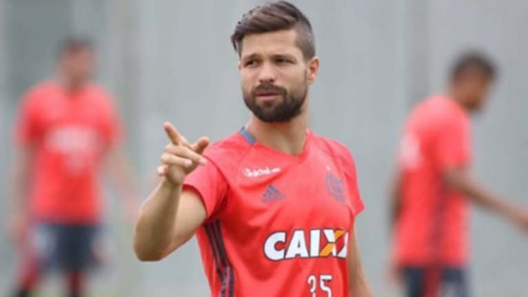 Diego tem o São Paulo como o seu principal alvo no Brasil