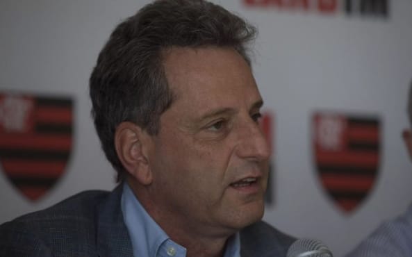 Flamengo: Landim confirma ter Abel “no radar”, mas nega acerto com técnico