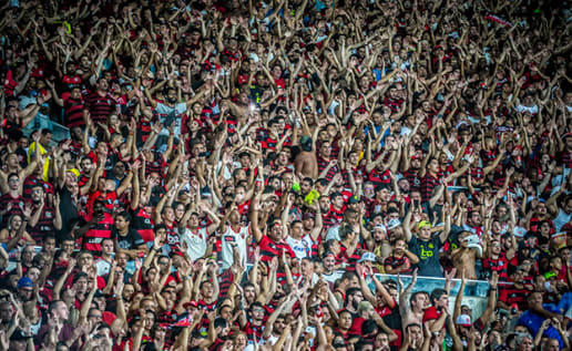 Que torcida é essa? Em partida contra o Santos, Flamengo atinge novo recorde de público no Brasileirão