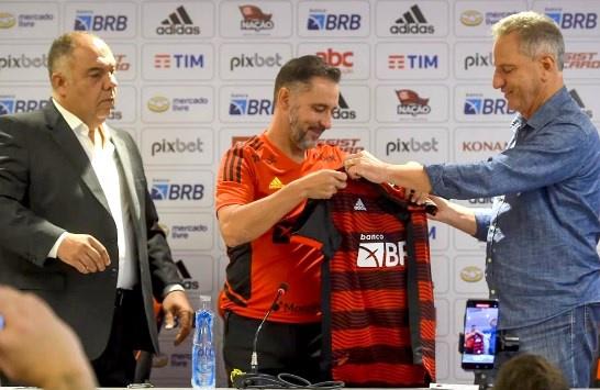 [Enquete] De quem é a culpa do Flamengo perder 4 títulos nos últimos dias?