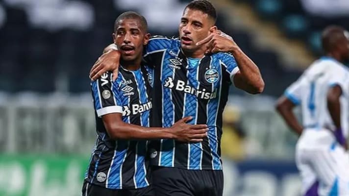 Com indefinição na lateral-esquerda, Guilherme Guedes deve receber nova oportunidade no Grêmio