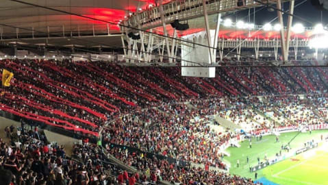 Confira alguns mosaicos feitos pela torcida do Mengão nos Maracanã