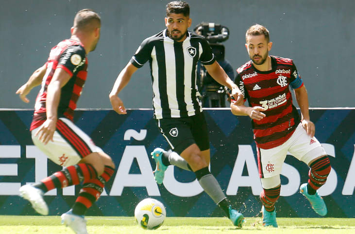 Flamengo perde para o Botafogo e clima fica ainda mais tenso
